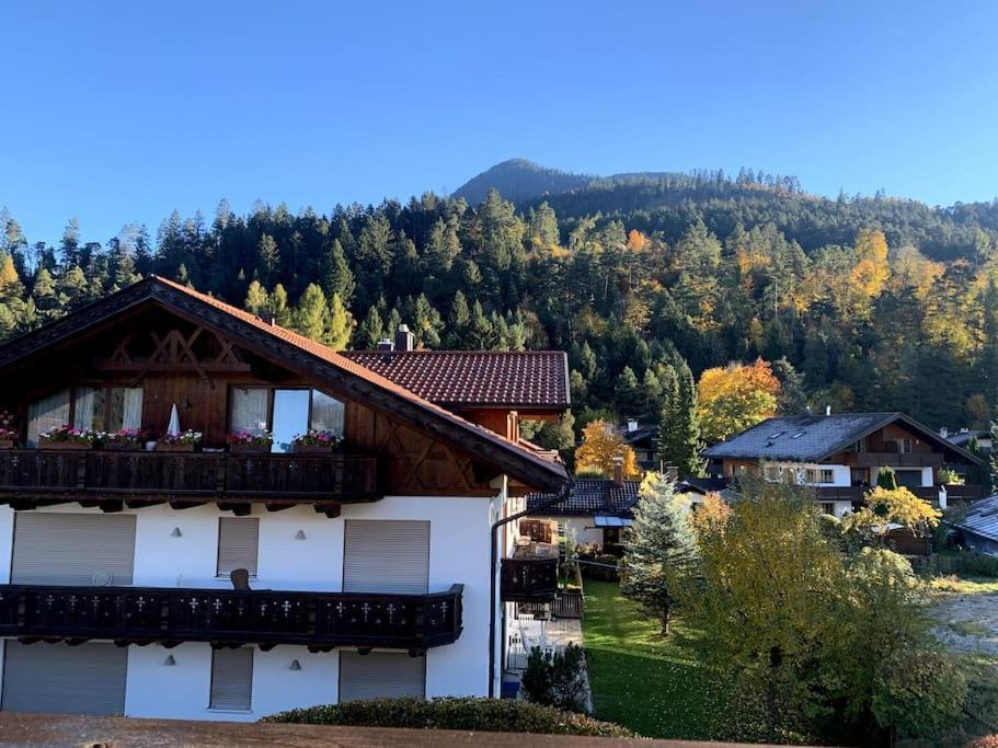 Garmisch Lux Apartment Mit Sauna Εξωτερικό φωτογραφία